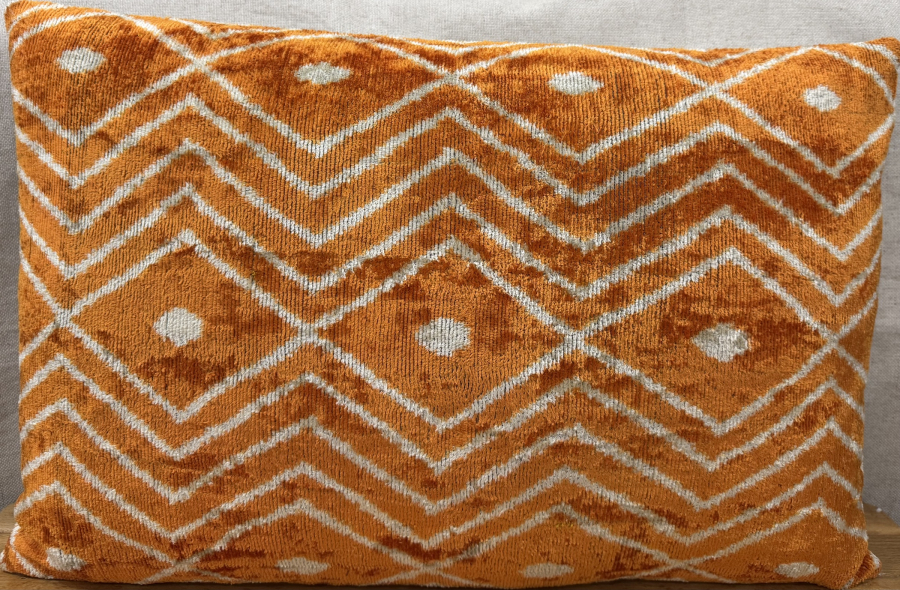 Silk Velvet Pillow ( 40 x 60 cm )