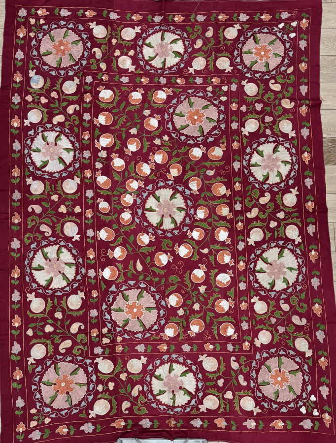 Suzani ( 140 x 195 cm )