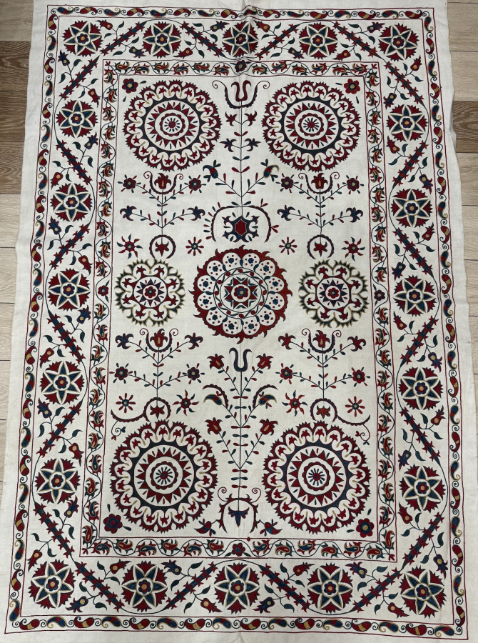 Suzani (100 x 150 cm )