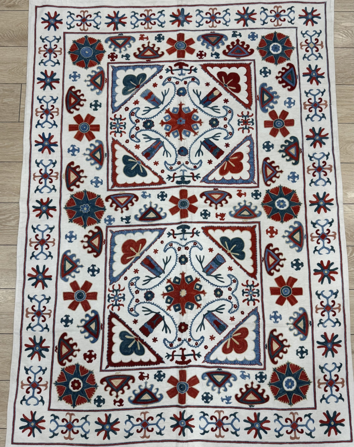 Suzani (100 x 150 cm )