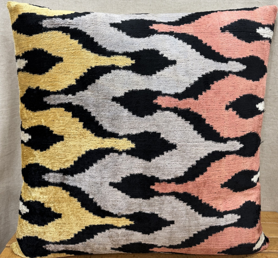 Silk Velvet Pillow ( 50 x 50 cm )